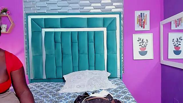 Snapshot of LORENSCOLLINS chatting on January 10, 2026, 7:53 pm LORENSCOLLINS online show from January 10, 2026, 7:53 pm