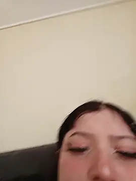 Snapshot of zafka_9 chatting on December 17, 2025, 7:19 pm zafka 9 online show from December 17, 2025, 7:19 pm