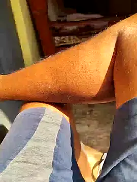 Snapshot of Brown_Munda047 chatting on October 25, 2025, 4:33 am Brown Munda047 online show from October 25, 2025, 4:33 am