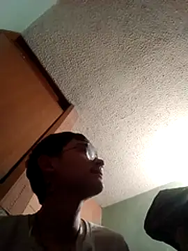 Snapshot of sylvana_19 chatting on December 19, 2025, 3:54 am sylvana 19 online show from December 19, 2025, 3:54 am