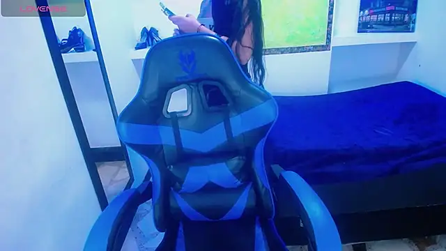 Snapshot of sylvana_19 chatting on February 10, 2025, 12:08 am sylvana 19 online show from February 10, 2025, 12:08 am