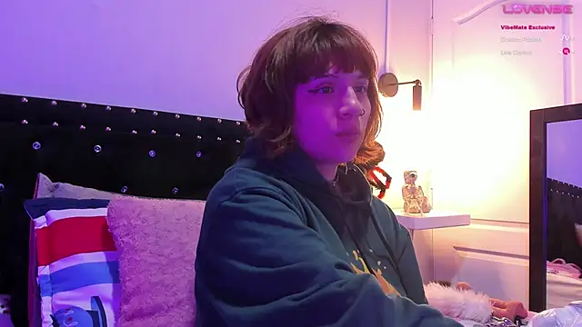 Snapshot of hey_noraly chatting on November 21, 2025, 4:11 am hey noraly online show from November 21, 2025, 4:11 am