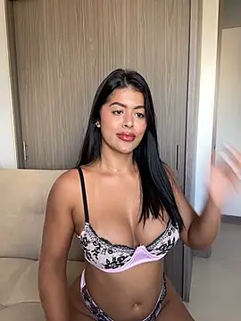 Snapshot of MelissaWaltton chatting on November 8, 2025, 8:23 pm MelissaWaltton online show from November 8, 2025, 8:23 pm