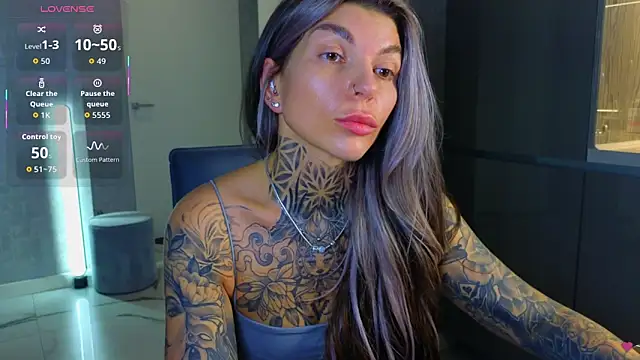 Snapshot of tattooedBabyy chatting on September 28, 2025, 6:53 am tattooedBabyy online show from September 28, 2025, 6:53 am