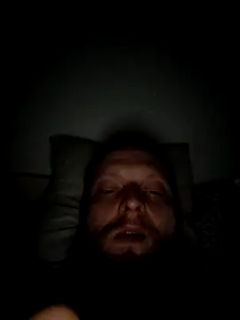 Modelfotograf online show from April 10, 2026, 2:40 am