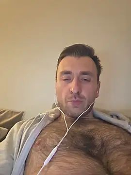 TIGERRR86 online show from May 14, 2026, 11:02 pm