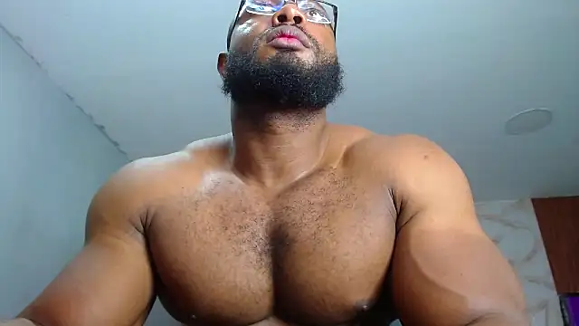 Snapshot of George_Dominator chatting on March 6, 2025, 11:42 pm George Dominator online show from March 6, 2025, 11:42 pm