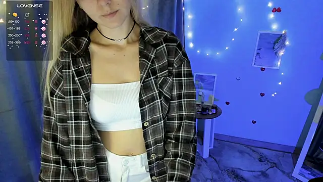 Snapshot of Sweet_me_ chatting on September 22, 2025, 6:08 am Sweet me online show from September 22, 2025, 6:08 am