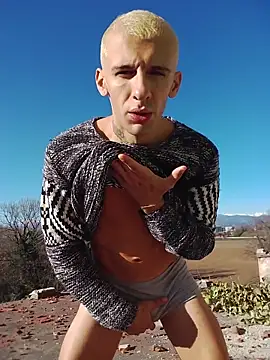 Snapshot of MillennialC0CK chatting on November 27, 2025, 9:43 am MillennialC0CK online show from November 27, 2025, 9:43 am