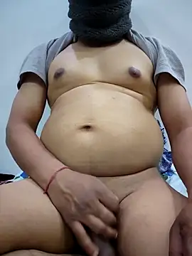 uttam19 online show from March 22, 2025, 9:53 pm