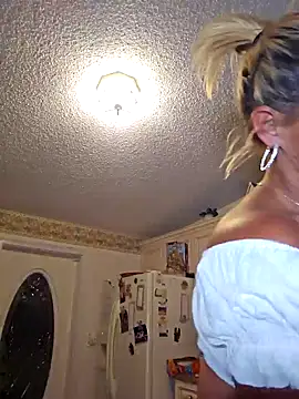 Dixiefaye Pika online show from November 27, 2025, 1:39 am