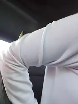 Snapshot of Dixiefaye_Pika chatting on March 19, 2025, 11:47 pm Dixiefaye Pika online show from March 19, 2025, 11:47 pm