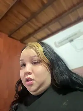 Venus queenn online show from June 1, 2026, 2:06 pm
