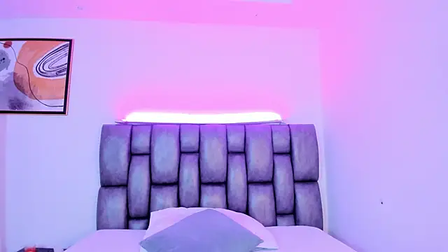 Snapshot of martina_mancini chatting on November 29, 2025, 12:38 pm martina mancini online show from November 29, 2025, 12:38 pm