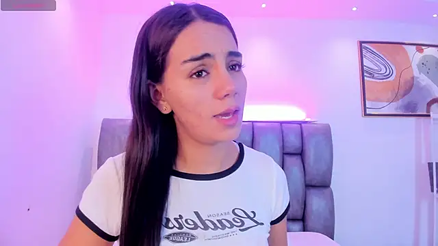 Snapshot of martina_mancini chatting on November 22, 2025, 12:48 pm martina mancini online show from November 22, 2025, 12:48 pm