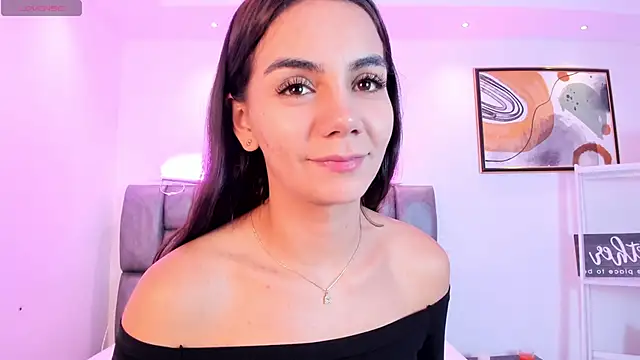 Snapshot of martina_mancini chatting on November 8, 2025, 11:58 am martina mancini online show from November 8, 2025, 11:58 am