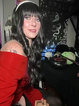 Snapshot of marleymaxwell chatting on October 26, 2025, 8:04 am marleymaxwell online show from October 26, 2025, 8:04 am