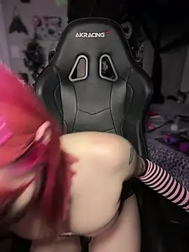 Snapshot of marleymaxwell chatting on February 20, 2025, 4:28 am marleymaxwell online show from February 20, 2025, 4:28 am