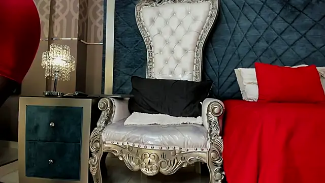 Snapshot of Janna_Rousse_ chatting on October 27, 2025, 12:06 pm Janna Rousse online show from October 27, 2025, 12:06 pm