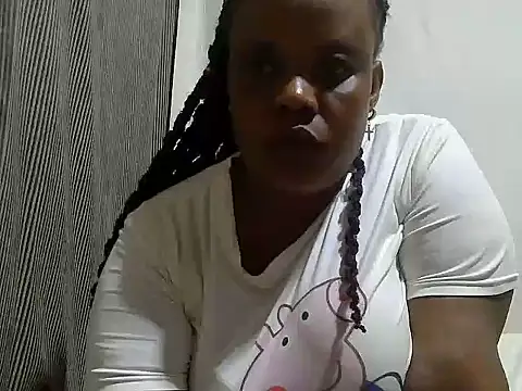 Snapshot of big-clts chatting on May 27, 2026, 7:43 pm big-clts online show from May 27, 2026, 7:43 pm