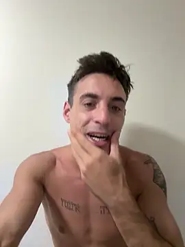 Facuurrus online show from December 20, 2025, 5:32 am