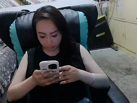 Xylona666 online show from June 10, 2026, 2:40 pm