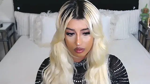 GiseleReine online show from March 28, 2026, 1:56 pm