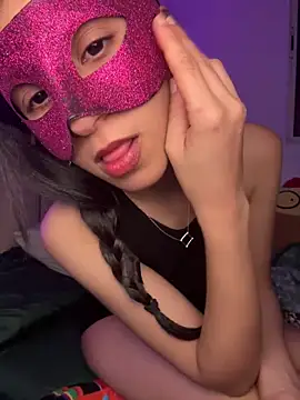 ZINA-MOROCCO online show from November 27, 2025, 9:04 pm