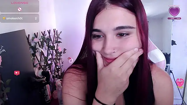 Magic-Smilee online show from March 19, 2026, 5:13 pm