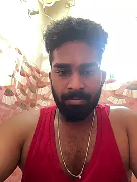 Snapshot of Handsomehunk_4U chatting on December 15, 2024, 4:07 am Handsomehunk 4U online show from December 15, 2024, 4:07 am