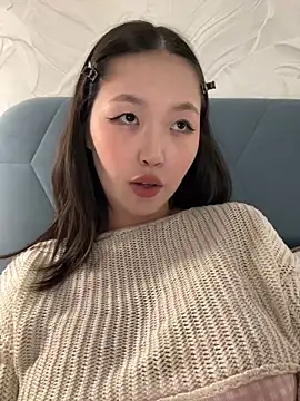 Aiko Yumi online show from September 28, 2025, 9:11 pm