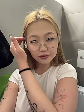 Aiko Yumi online show from March 14, 2026, 4:24 pm