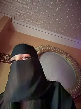 Snapshot of ORLA86 chatting on November 14, 2025, 10:46 pm ORLA86 online show from November 14, 2025, 10:46 pm