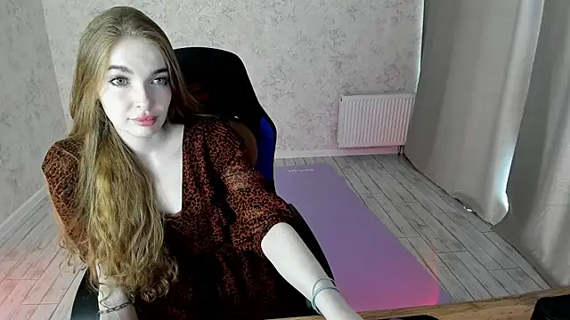 Snapshot of LissaCain chatting on March 8, 2025, 6:54 am LissaCain online show from March 8, 2025, 6:54 am