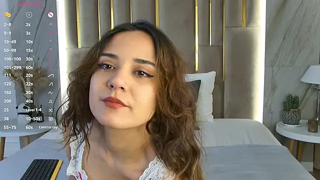 Snapshot of Gabriella_Wils chatting on October 5, 2025, 5:53 am Gabriella Wils online show from October 5, 2025, 5:53 am