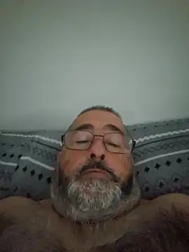 polla calientes47 online show from November 25, 2025, 10:48 am