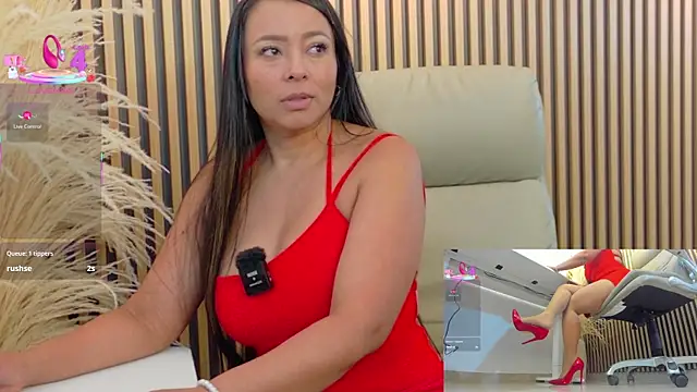 Snapshot of lulu_072 chatting on November 11, 2025, 12:27 am lulu 072 online show from November 11, 2025, 12:27 am