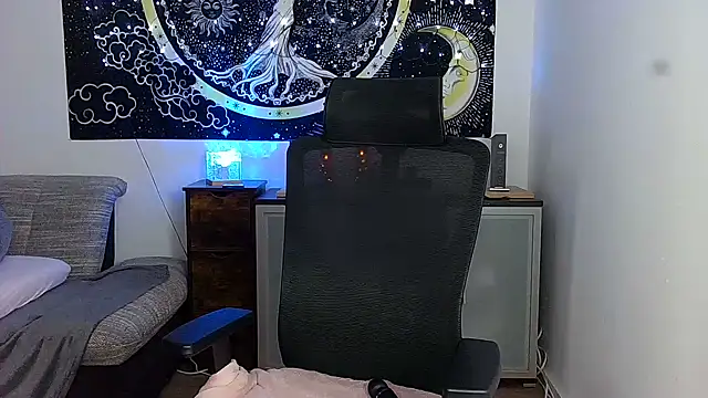 SexxyLiviaa online show from March 28, 2026, 5:25 pm