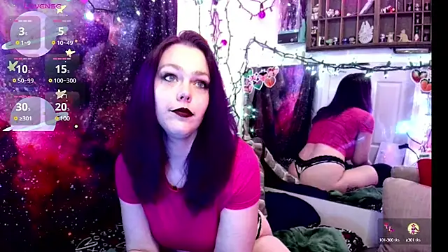 EverlyEster online show from February 8, 2025, 8:20 am