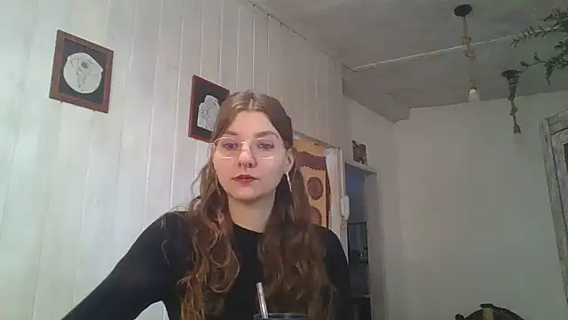 Snapshot of SweetyBabyDemon chatting on June 16, 2026, 2:06 pm SweetyBabyDemon online show from June 16, 2026, 2:06 pm