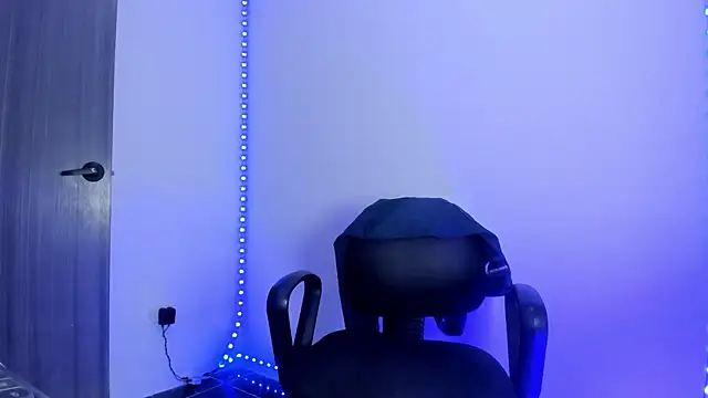 Snapshot of Master_Rimay chatting on October 11, 2025, 12:11 am Master Rimay online show from October 11, 2025, 12:11 am