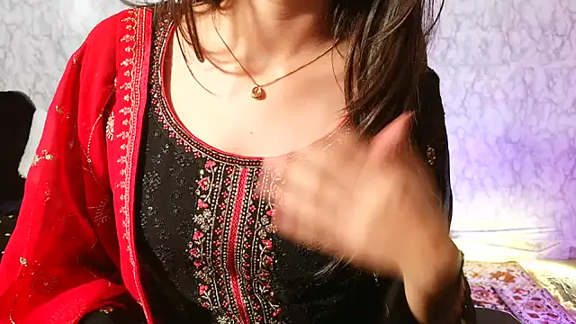 sexy twisha online show from May 26, 2026, 2:42 am