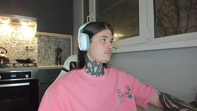  torfin  online show from December 19, 2024, 8:23 pm