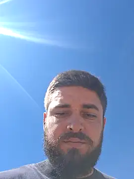 Snapshot of Dat1994 chatting on December 17, 2025, 12:43 pm Dat1994 online show from December 17, 2025, 12:43 pm