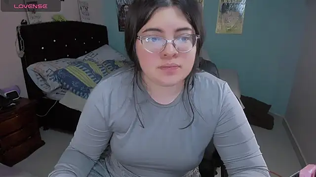 Snapshot of Aria_Fullbuster chatting on February 28, 2025, 8:50 pm Aria Fullbuster online show from February 28, 2025, 8:50 pm