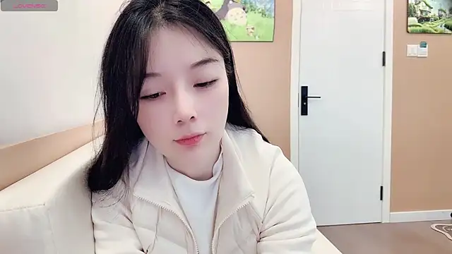 AKiKi711 online show from February 4, 2026, 4:18 am