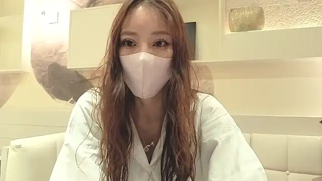 Snapshot of Ema_japanese chatting on November 21, 2025, 10:25 am Ema japanese online show from November 21, 2025, 10:25 am