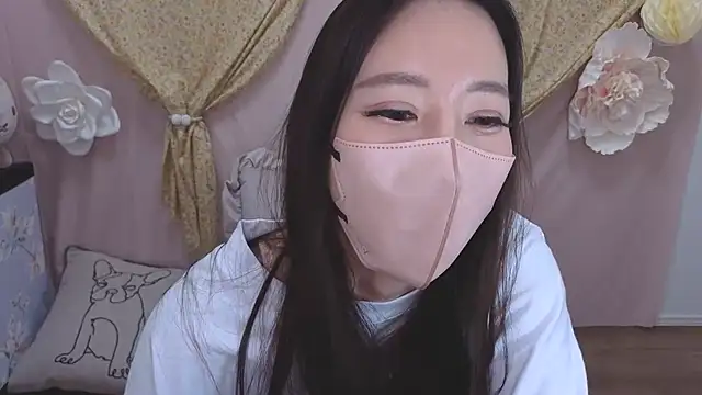 Snapshot of Ema_japanese chatting on March 9, 2025, 6:06 am Ema japanese online show from March 9, 2025, 6:06 am