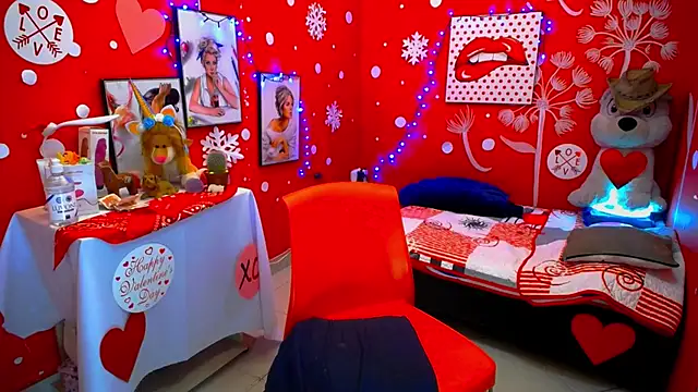 Snapshot of crazylatina_ chatting on February 21, 2025, 11:33 am crazylatina online show from February 21, 2025, 11:33 am