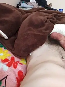 Adee21e online show from December 3, 2025, 2:16 pm